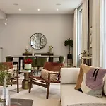 The Westbourne Park Place - Elegant 3Bdr Flat