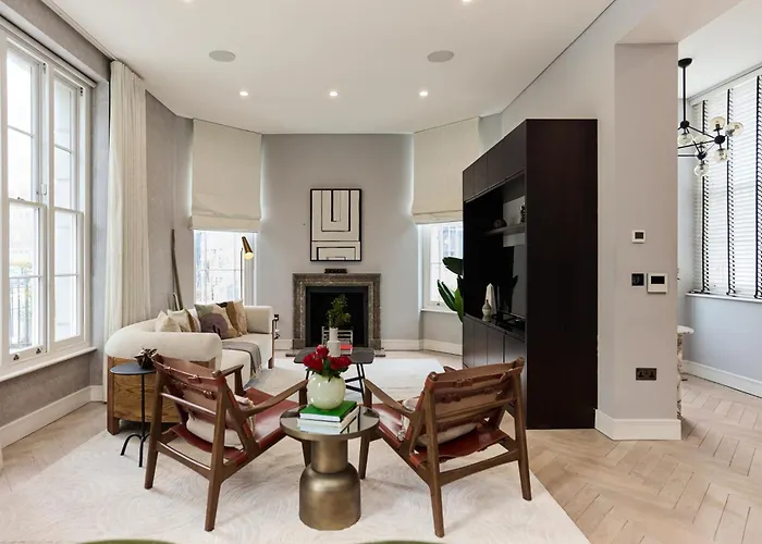 The Westbourne Park Place - Elegant 3Bdr Flat